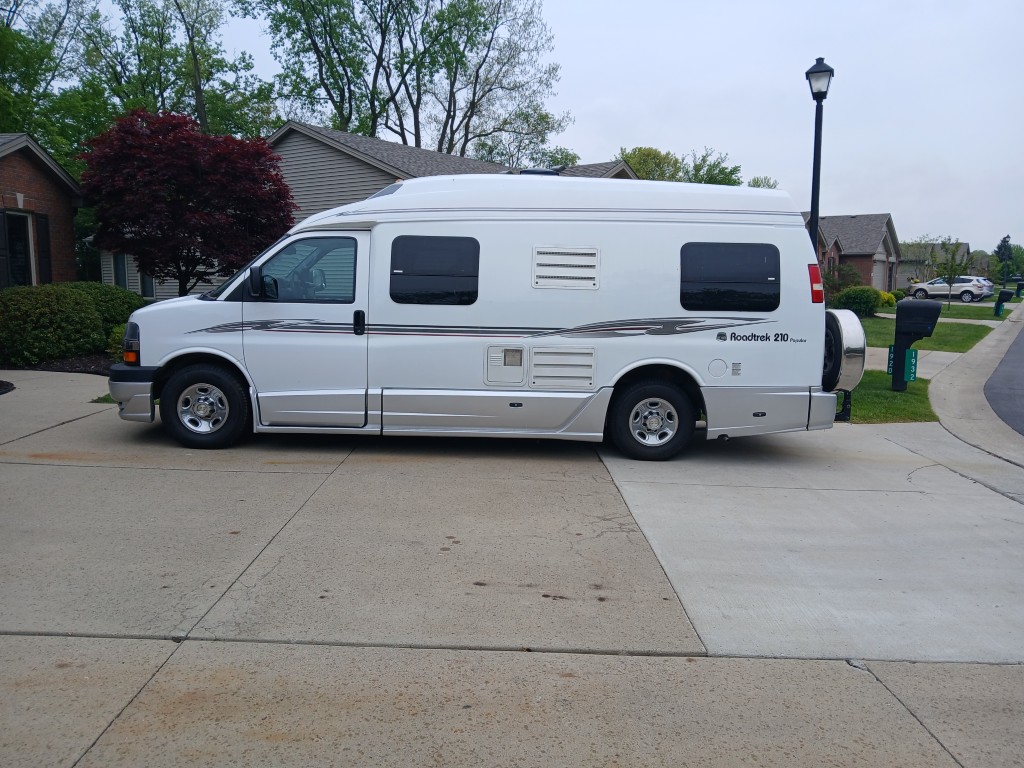 Popular 210 (MI)